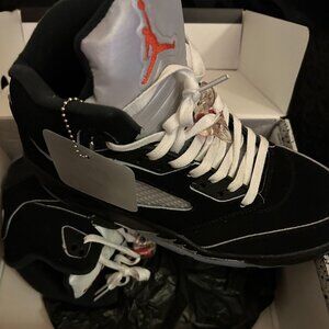 Jordan 5 Black Metallic